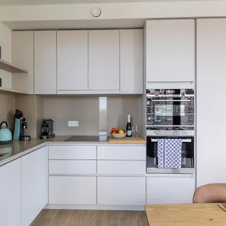 Bel Air - Luxury With Lateral Sea View And 2 Private Bathrooms T9 * Ostende