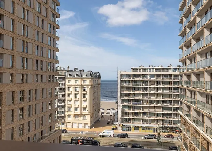 Bel Air - Luxury With Lateral Sea View And 2 Private Bathrooms T9 Ostende